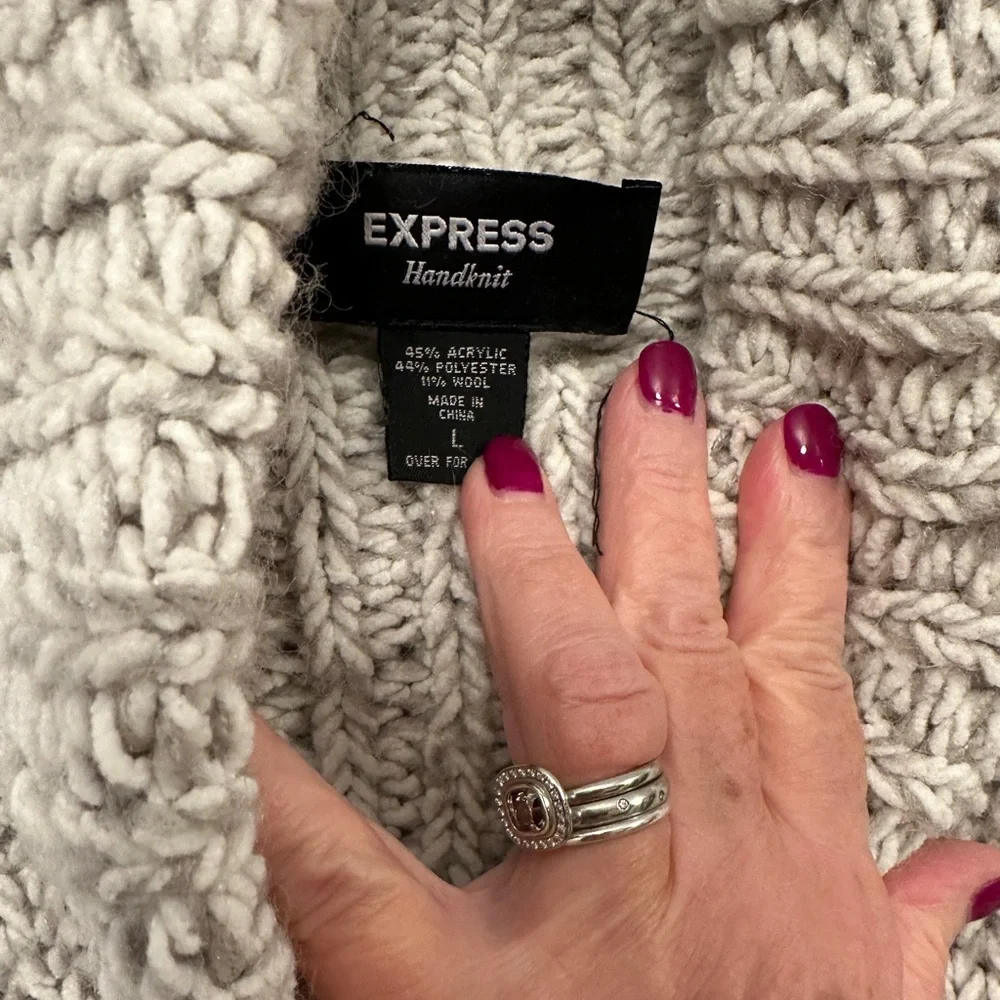 Express Handknit Chunky Turtleneck Sweater Gray & White Women’s Large - Picture 3 of 4
